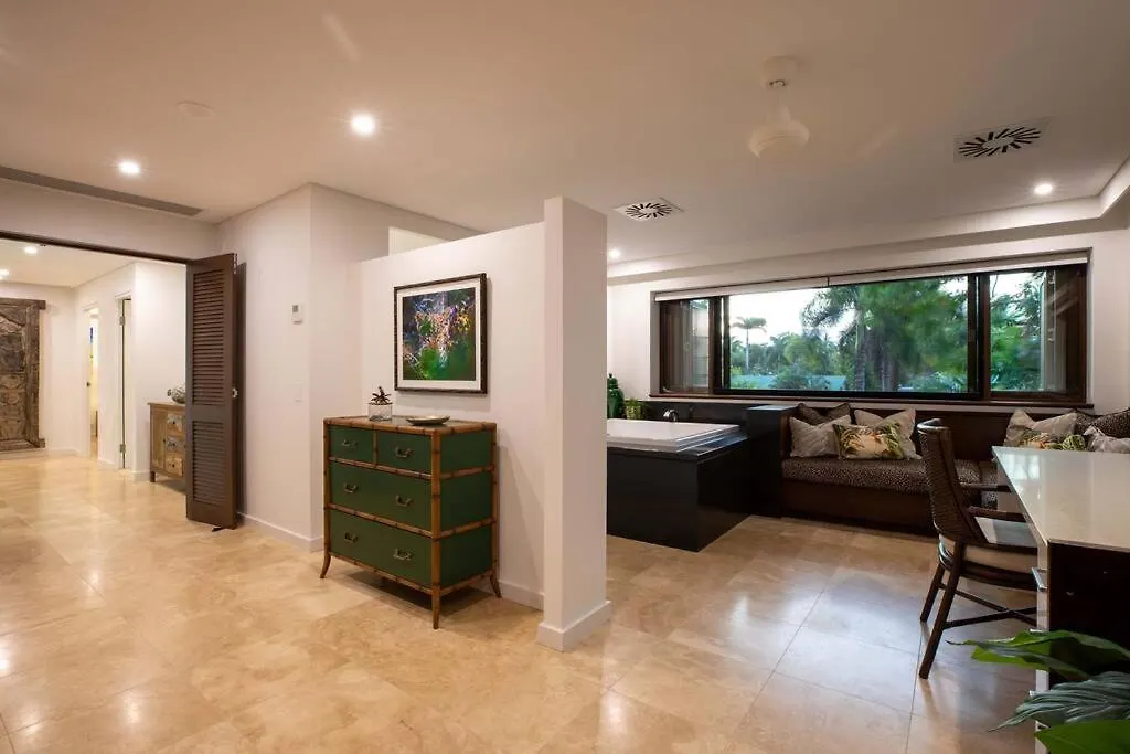 Nyaru Villa Port Douglas, Qld